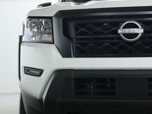 Used 2024 Nissan Frontier S w/ S Utility Package image 7