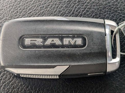 Used 2021 RAM 1500 Big Horn AWD/4WD image 36