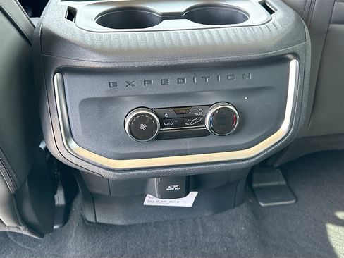 New 2026 Ford Expedition Max Active RWD image 18