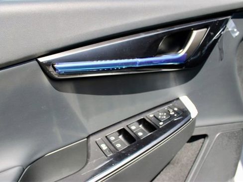 New 2025 Kia EV6 Light RWD image 11