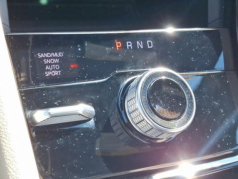 Certified 2023 Jeep Grand Cherokee Limited image 15