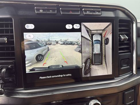 Used 2023 Ford F350 Lariat w/ FX4 Off-Road Package image 18