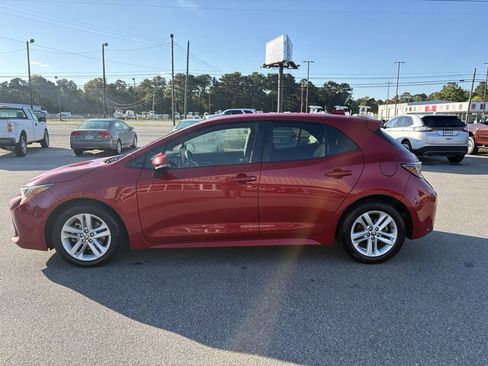Used 2021 Toyota Corolla SE image 9