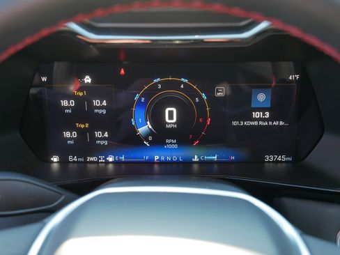 Used 2024 Chevrolet Colorado Z71 w/ Z71 Convenience Package 2 image 21