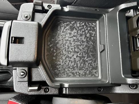 Used 2022 Jeep Wrangler Unlimited Sport image 21