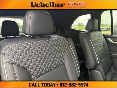New 2026 GMC Acadia Denali w/ Super Cruise Package AWD/4WD image 5