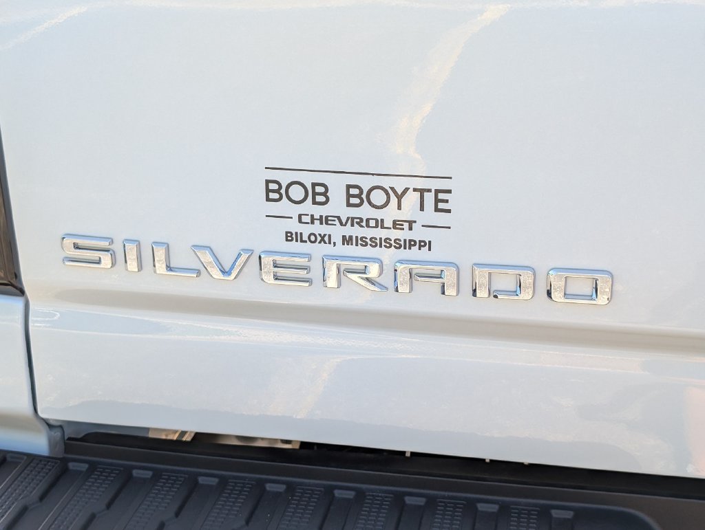 New 2026 Chevrolet Silverado 2500 High Country w/ High Country Premium Package AWD/4WD image 6