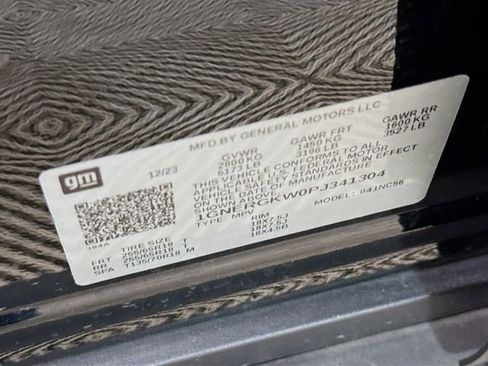 Used 2023 Chevrolet Traverse LT image 33