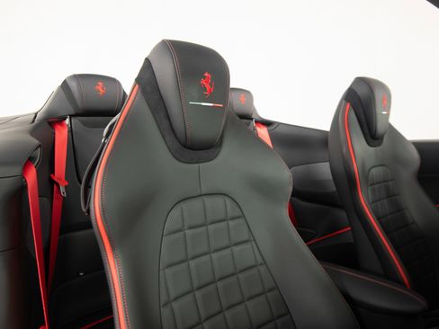Certified 2026 Ferrari Roma Spider RWD image 29