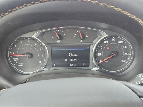 Used 2024 GMC Terrain AT4 image 22