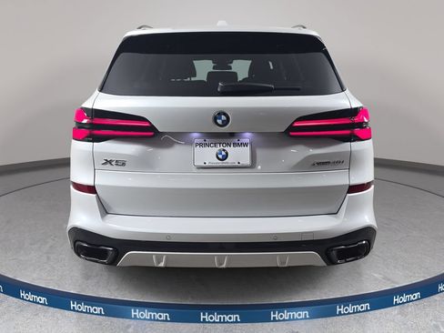 New 2026 BMW X5 xDrive40i w/ M Sport Package AWD/4WD image 6