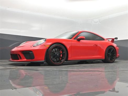 Used 2018 Porsche 911 GT3 image 40