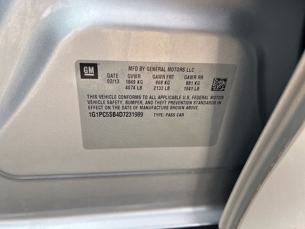 Used 2013 Chevrolet Cruze LT FWD image 15