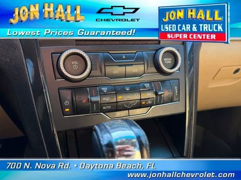 Used 2017 Ford Explorer XLT w/ Equipment Group 202A image 28