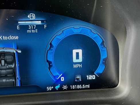 Used 2025 Ford Bronco Big Bend image 19