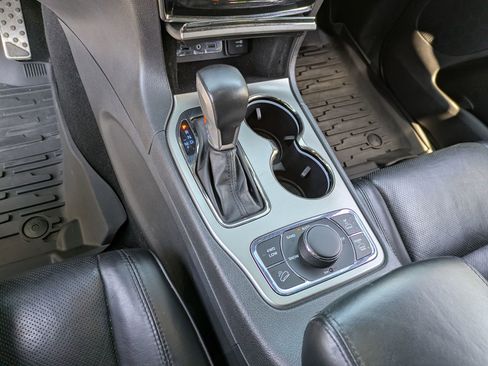 Used 2019 Jeep Grand Cherokee High Altitude AWD/4WD image 14