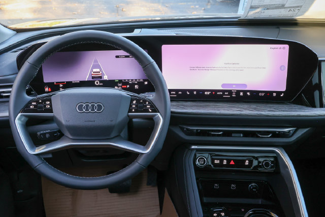 New 2026 Audi Q5 Premium Plus AWD/4WD image 7