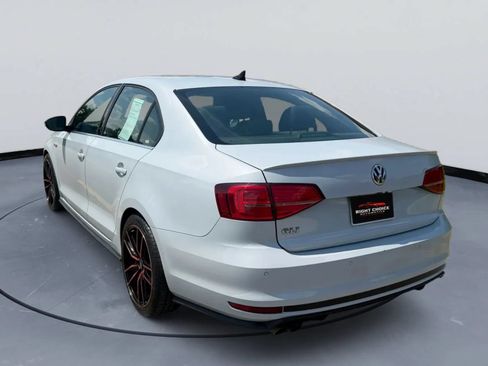 Used 2017 Volkswagen Jetta GLI FWD image 9