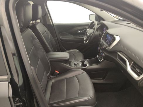 Used 2022 GMC Terrain SLT FWD image 21