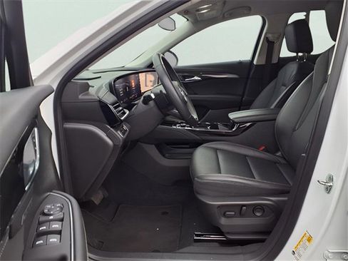 Used 2025 Buick Envision Preferred image 22