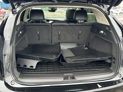 Certified 2023 Buick Envision Avenir image 11