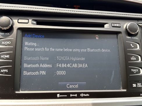 Used 2019 Toyota Highlander XLE FWD image 23