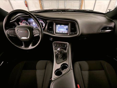Used 2019 Dodge Challenger SXT w/ Driver Convenience Group image 14