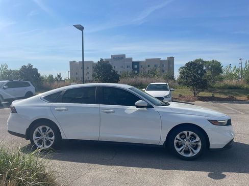 Used 2023 Honda Accord LX image 6