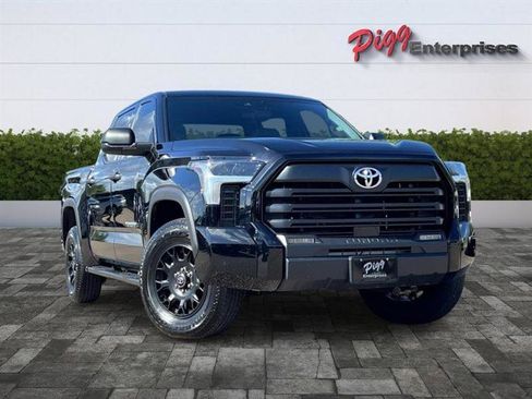 Used 2025 Toyota Tundra SR5 AWD/4WD image 41