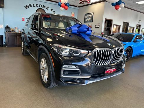 Used 2021 BMW X5 xDrive40i w/ Convenience Package image 2