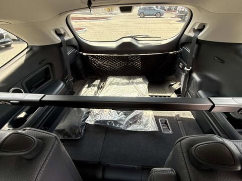 Used 2021 Subaru Ascent Touring w/ Popular Package #2A image 18