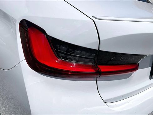 Used 2026 BMW 330i Sedan w/ M Sport Package RWD image 27