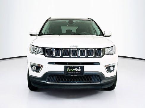 Used 2018 Jeep Compass Limited w/ Navigation Group image 2