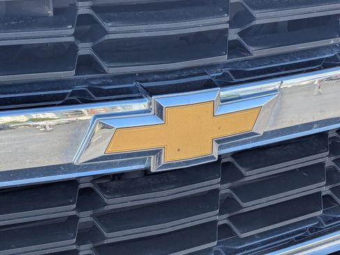 Used 2018 Chevrolet Silverado 1500 LT AWD/4WD image 12