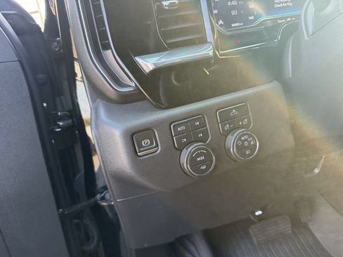 Used 2024 Chevrolet Silverado 1500 LT Trail Boss w/ Protection Package AWD/4WD image 20
