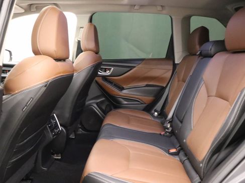Used 2022 Subaru Forester Touring w/ Popular Package #3 AWD/4WD image 16