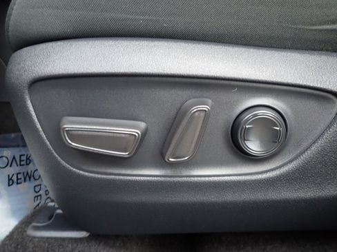 Certified 2025 Toyota RAV4 XLE AWD/4WD image 12