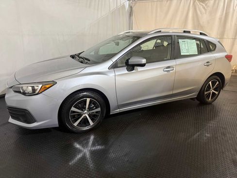 Used 2023 Subaru Impreza Premium image 2