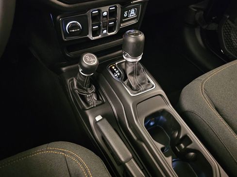 New 2026 Jeep Gladiator Sport image 29