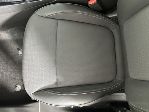 Used 2023 Buick Encore GX Preferred w/ Cold Weather Comfort Package AWD/4WD image 23