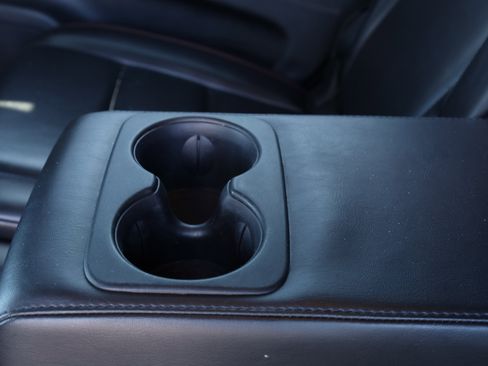 Used 2024 Dodge Durango GT image 10