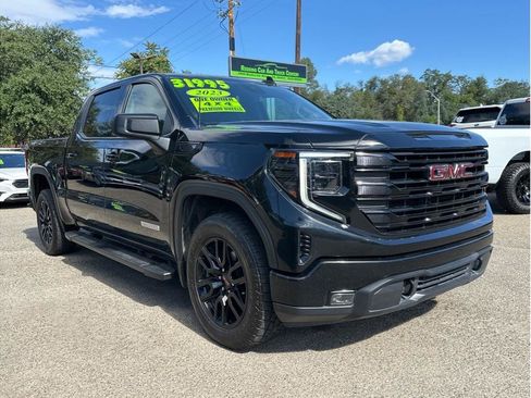 Used 2023 GMC Sierra 1500 Elevation AWD/4WD image 1
