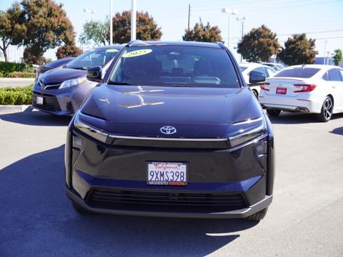 Used 2026 Toyota bZ FWD image 4