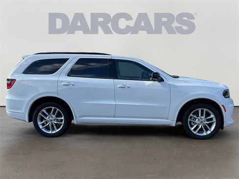 Used 2024 Dodge Durango GT image 8