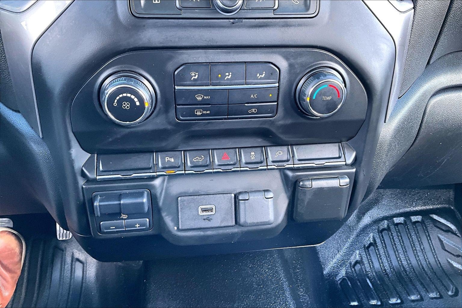 Used 2020 Chevrolet Silverado 2500 W/T w/ WT Safety Package AWD/4WD image 22