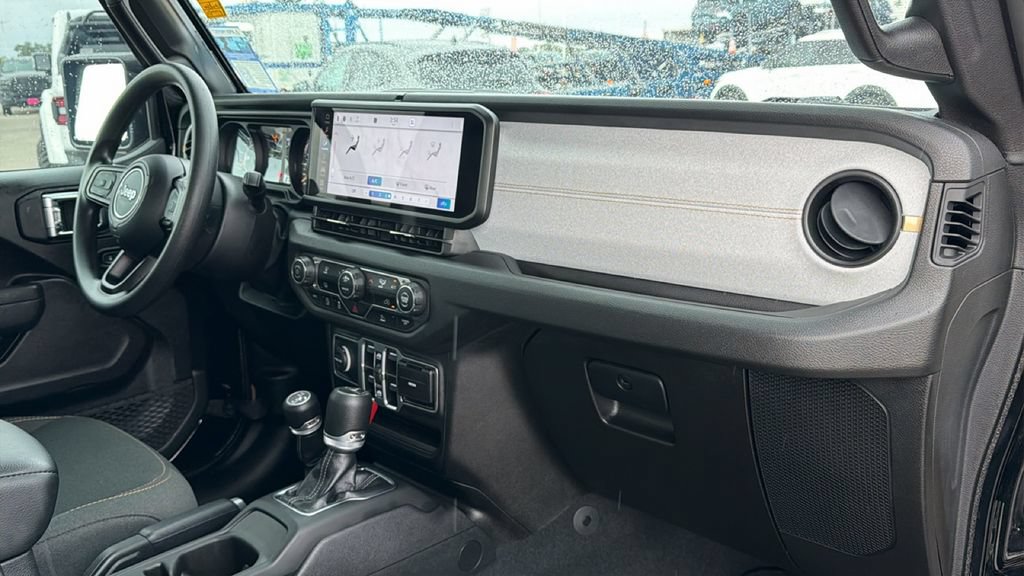 Used 2025 Jeep Gladiator Sport AWD/4WD image 33