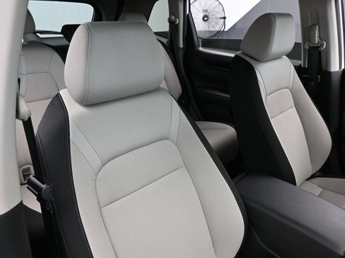 Used 2025 Honda CR-V LX image 40