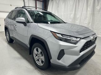 Used 2025 Toyota RAV4 XLE video 1