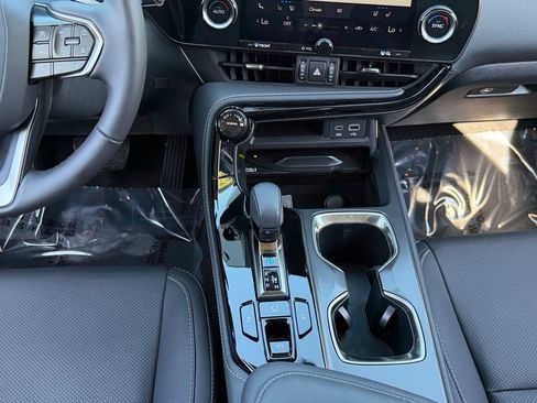 Certified 2025 Lexus NX 250 FWD w/ Accessory Package (2T) image 14