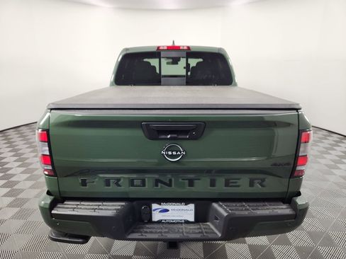 New 2026 Nissan Frontier SV w/ All-Weather Content Package AWD/4WD image 4